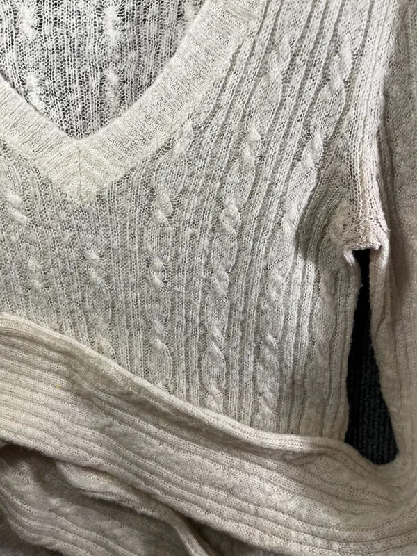 Aeropostale Cream V-Neck Cable Knit Sweater - Image 4
