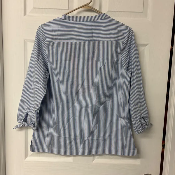 Vineyard Vines Blue White Striped Pink Embroidered Tunic Blouse Small Tie Sleeve - Image 3