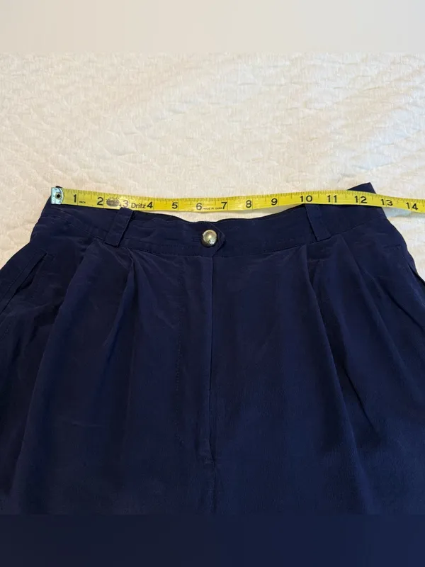 August Silk Vintage 100% Silk High Waisted Navy Dress Shorts Culottes Pleats 7” Inseam Sz 10 - Image 7