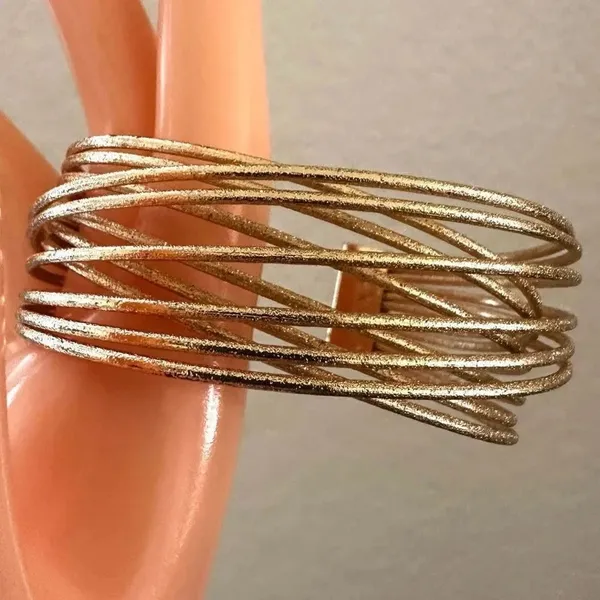 Gold - Image 6