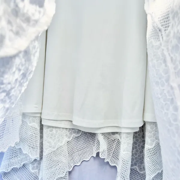 Vintage | Mid-Rise Lace Crochet Asymmetrical Midi Skirt In White Size Large - Image 4