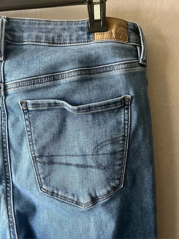 American Eagle Super Hi Rise Jeggings Size 10 - Image 4