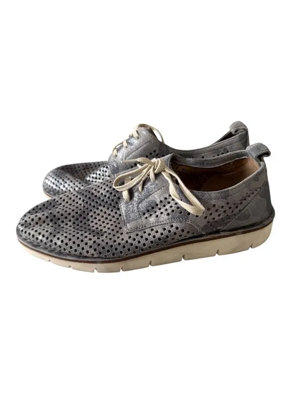 TRASK Silver Pewter Leather Sneakers Size 7.5 - Image 6