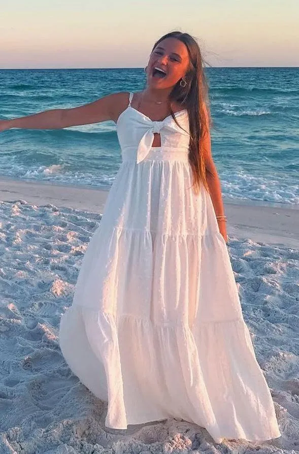 Boutique White Maxi Dress - Image 3