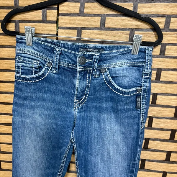 Silver Jeans Suki Jeans Size‎ 25 - Image 3