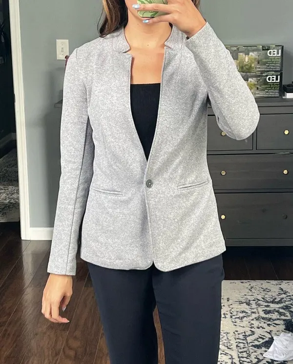 Banana Republic Grey Blazer - Image 9
