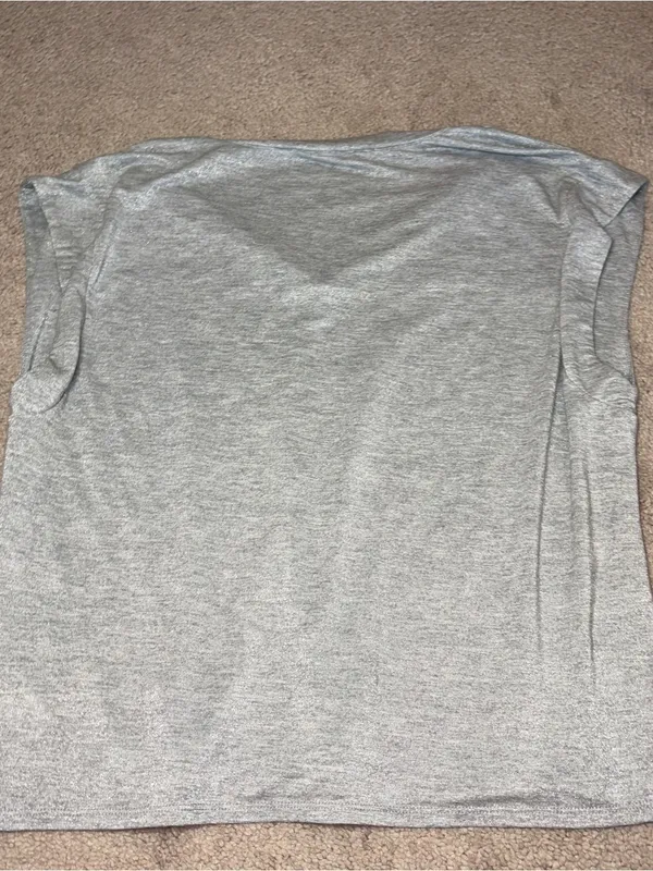 Light Gray V - Image 2