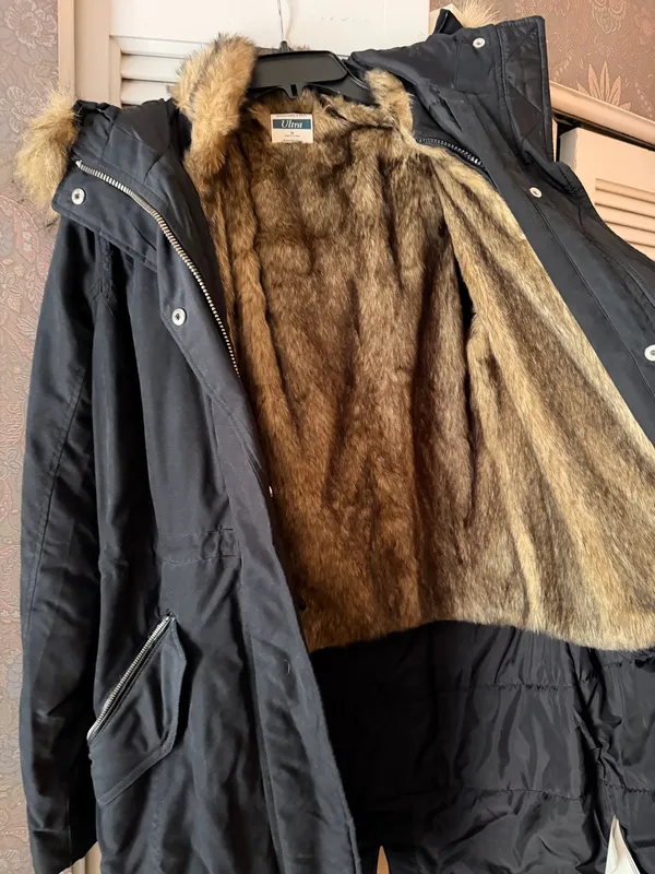 Abercrombie & Fitch Winter coat Medium   - Image 2