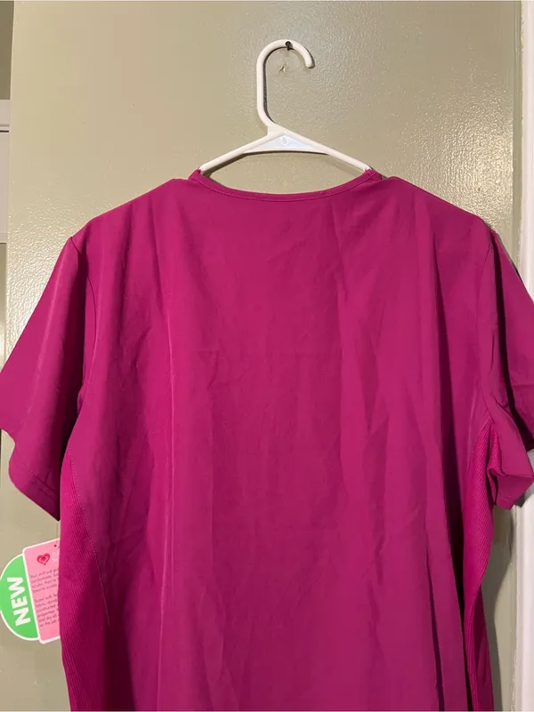 Just Scrubs Womens Sz XL 18-20 Short Sleeve Scrub Top Magenta Pink V-Neck Pocket - Image 6