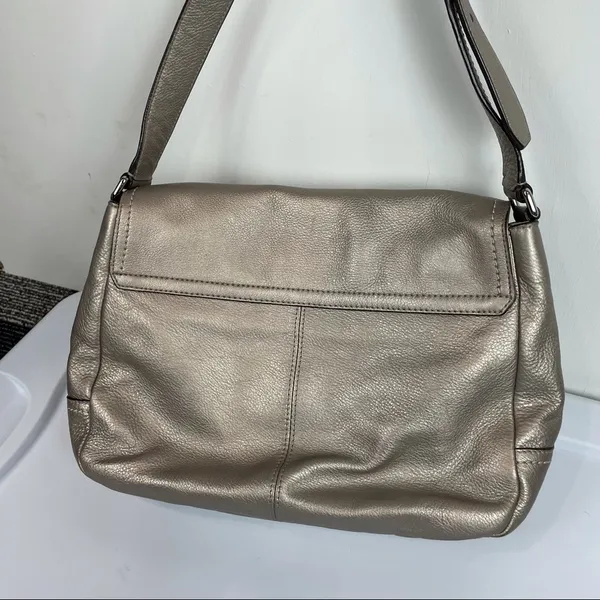Coach Park Leather Flap Shoulder Bag Metallic Silver - Image 6