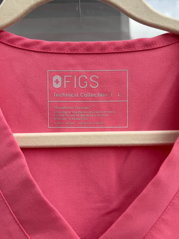 FIGS Leon Men’s Large Pink FIONx Scrub Top NWOT Hidden Pocket - Image 6
