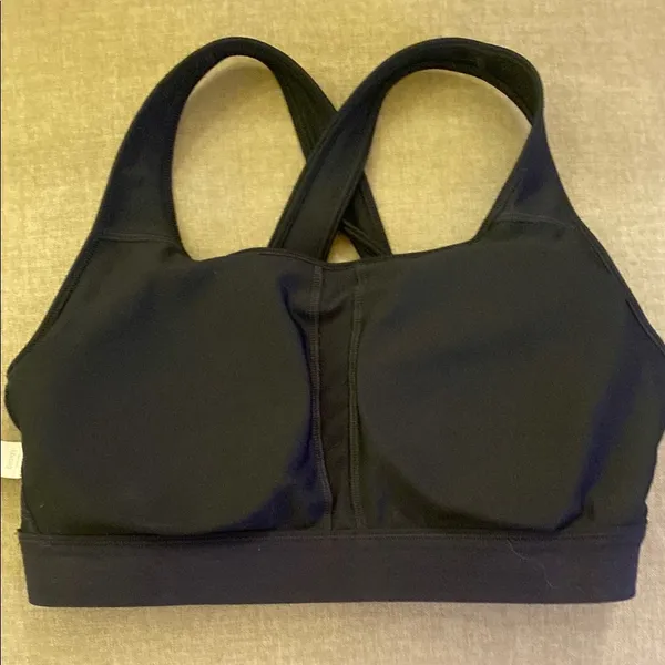 Under Armour Black Sports Bra with Racerback Design - Image 4