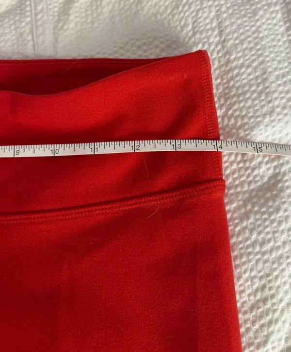 Alo Red Cropped Leggings Sz S - Image 4