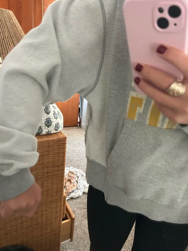 BDG Hoodie Urban Outfitters - Image 3