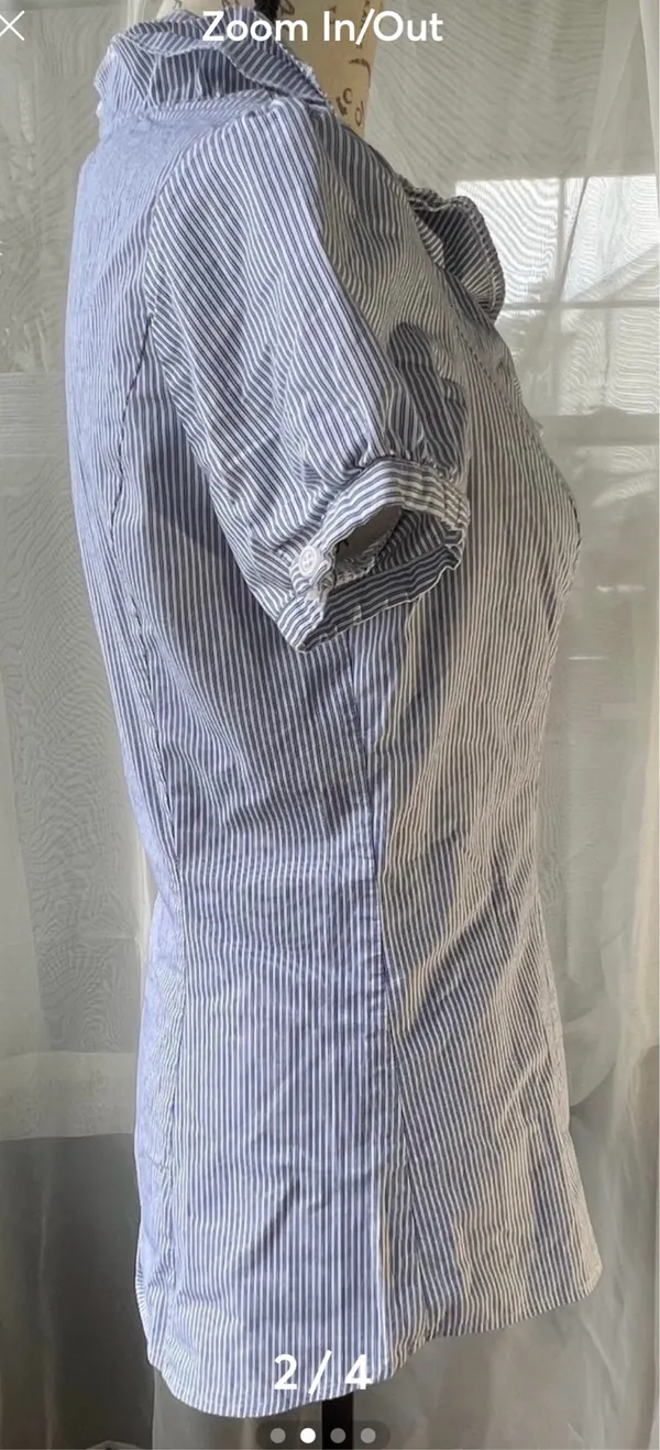 The Limited women’s shirt small - Image 2