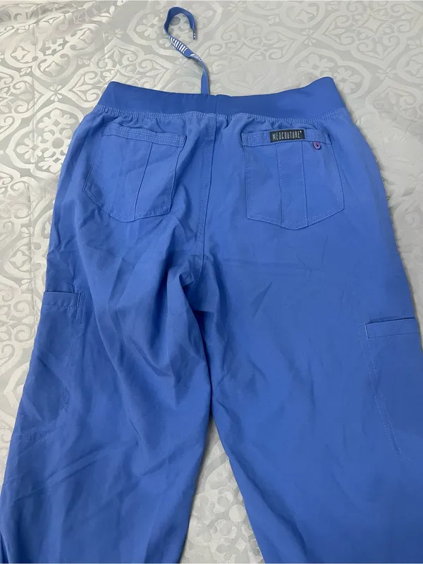 Med Couture Straight-Leg Scrub Pants in Periwinkle - Image 7