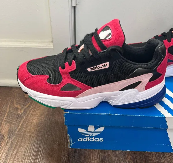 Adidas Falcon Core Black/Pink Sneakers - Image 4