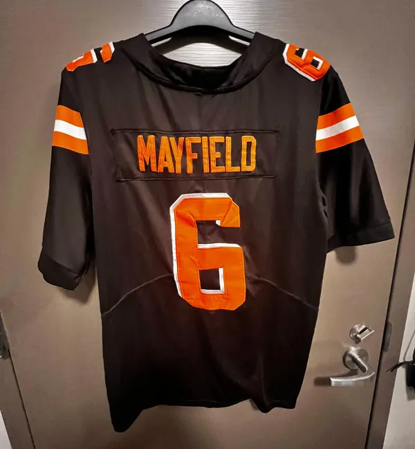 Men’s Cleveland Browns Jersey - Image 2