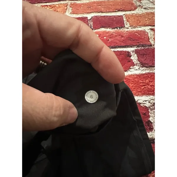 Lululemon legging size 6 - Image 7
