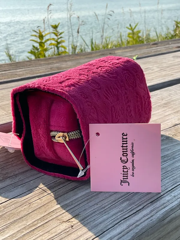 NWT Juicy Couture Hot Pink Travel Jewelry Organizer Roll Case Velvet Embossed Zip Pouch - Image 7
