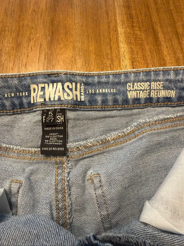 REWASH Vintage Reunion Classic Rise Blue Denim Jean Shorts Distressed Size 5/27 - Image 4