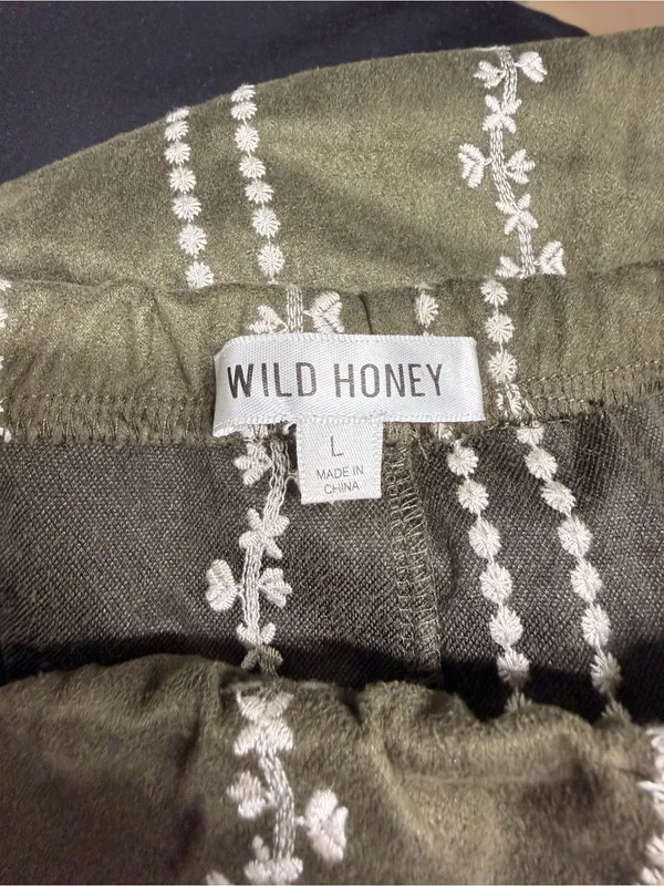 Wild Honey white green floral flare pants festival boho large - Image 2