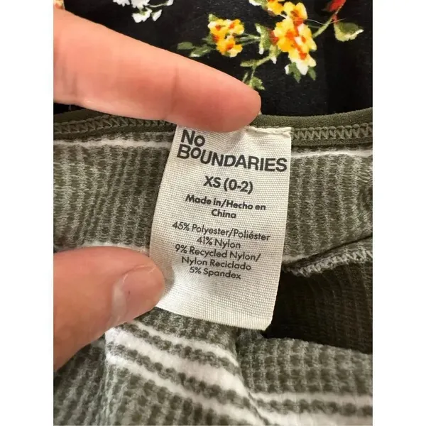 No boundaries crop top - Image 6
