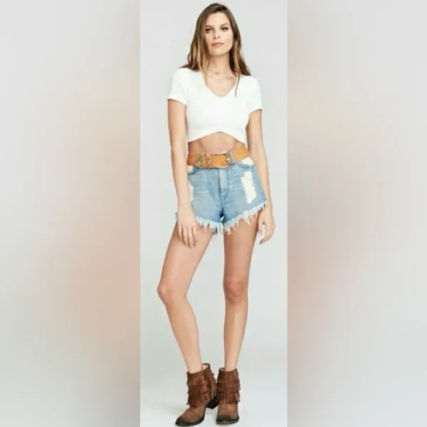 Show Me Your Mumu Miami V-Neck Stretch Crepe Crop Top in Bone‎ Size Medium - Image 3