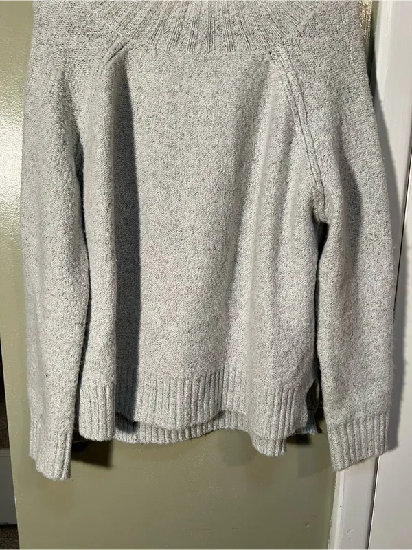 Gilli Women's Size Medium Mock Neck Turtleneck Sweater Light Gray Stretch LT1243 - Image 5