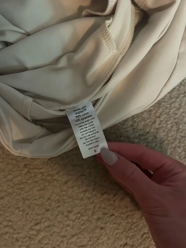 Susana Monaco Tailored Short in Cream size S - Image 5