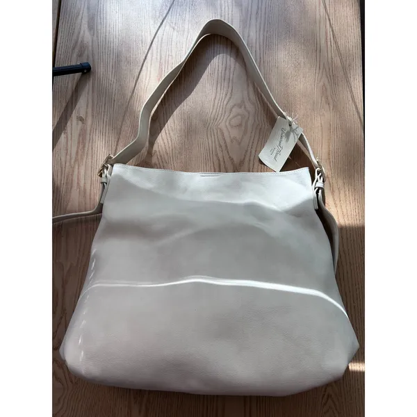 A New Day New Womens Universal Thread Faux Leather Look Handbag Purse Cream 15”x16” w/flaw - Image 15