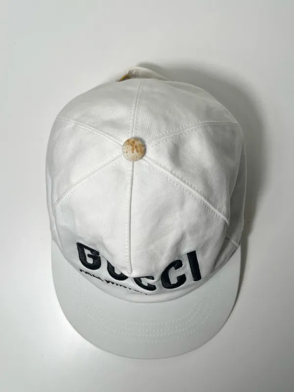 Gucci Fall Winter 2019/2020 Embroidered Logo Adjustable Baseball Cap Hat - Image 6
