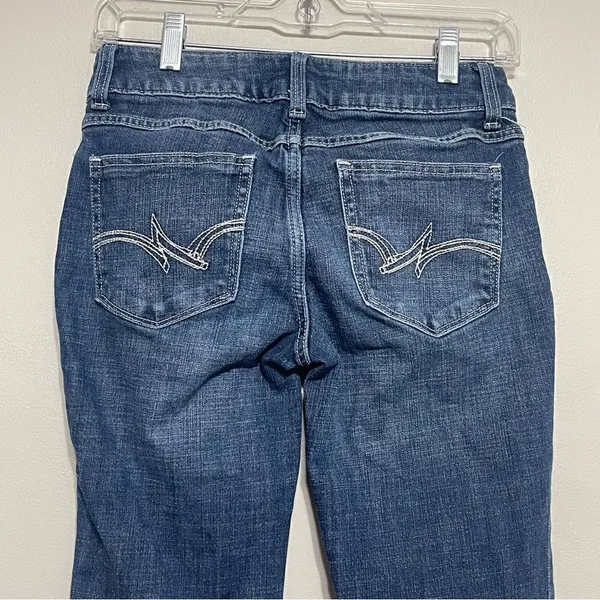 Wrangler Women's Premium Patch Mae Boot‎ Cut Jean 3 X 32 09MWZDO Western Denim - Image 2