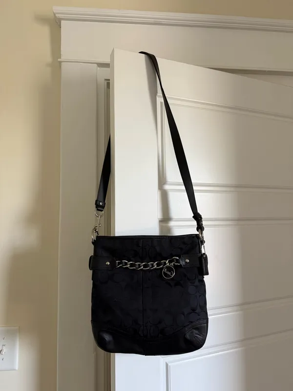 Coach Signature Optic Chain Duffle Bag - Image 3
