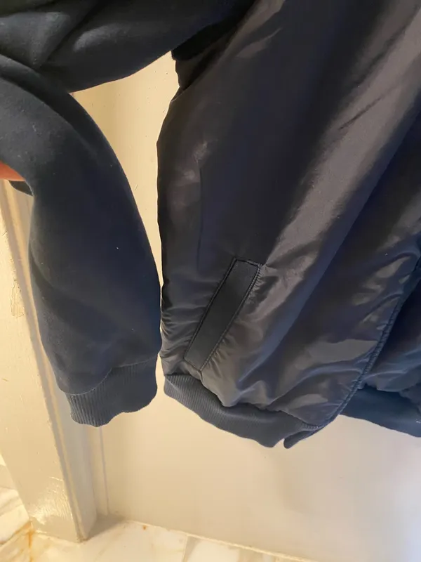 Tommy Hilfiger Men's Black Windbreaker Jacket Tommy Hilfiger Size: M - Image 5