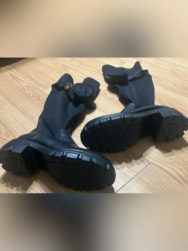 Black womens 10 stretchy tall black combat style platform boot w removable pouch - Image 4