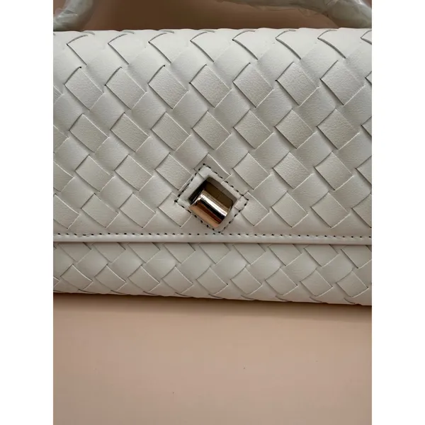 Few Moda East West Clutch Woven Faux‎ Leather White Gold Turn Lock Crossbody Bag - Image 2