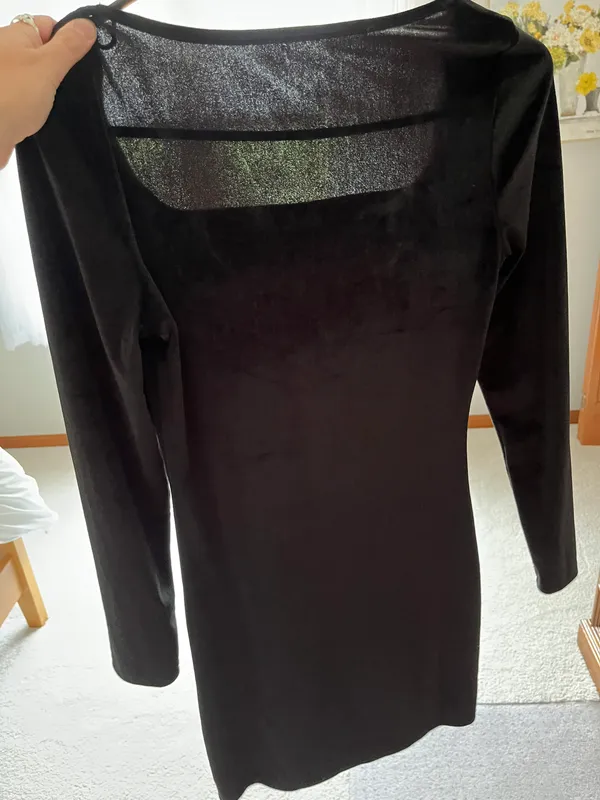 Black Velvet Dress Size M - Image 2
