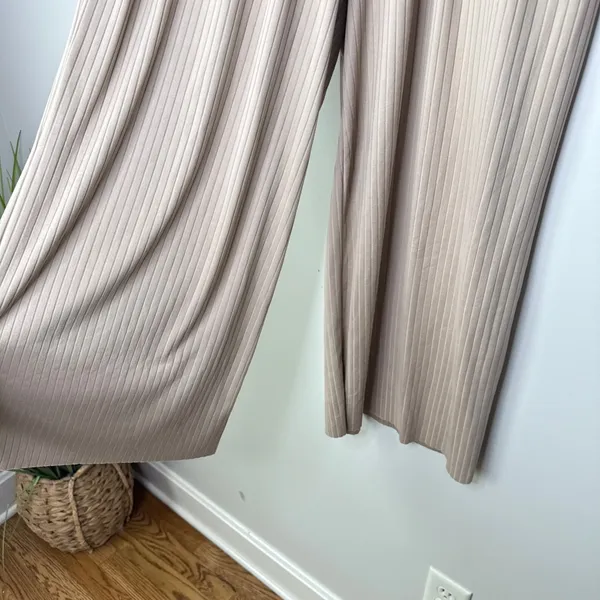 Jackson Rowe Ribbed Wide Leg Pants‎ Women's Medium High Waist Smocked Waistband - Image 4
