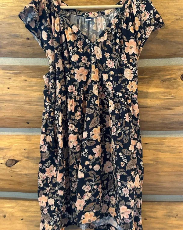Old Navy Floral Dress size Large - Image 3
