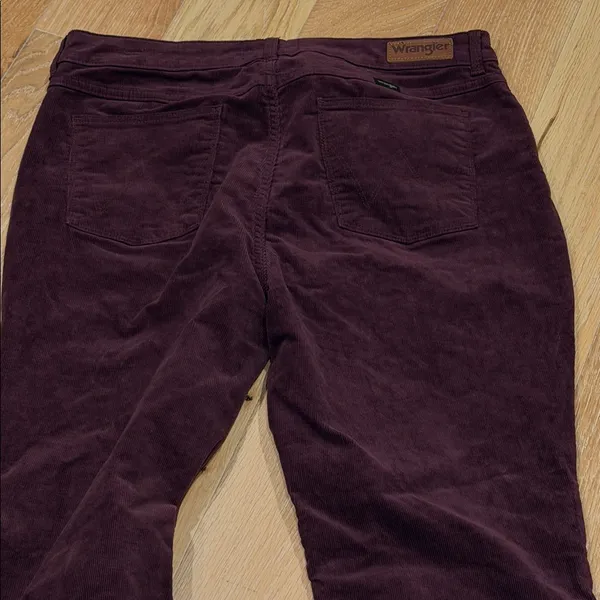 Wrangler Women's corduroy Flare Jeans‎ high rise fierce 32x32 - Image 3