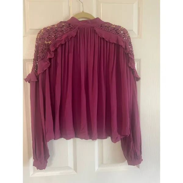 Free People Little Bit Of Love Top size Medium - Image 2