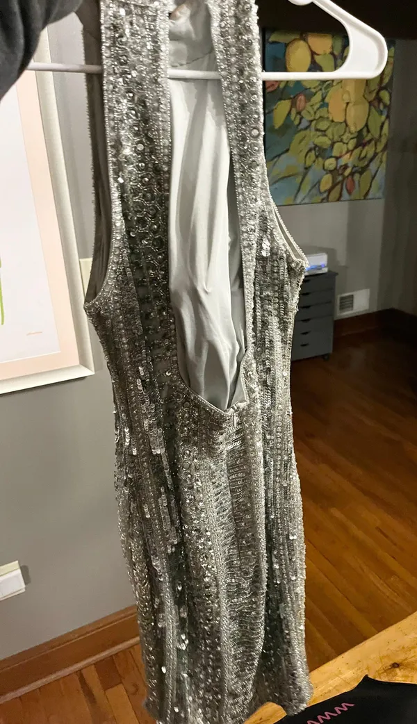 Sherri Hill Silver Sequin Dress - Image 7