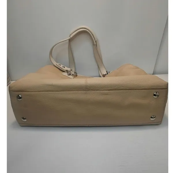 Vintage cream and white Coach shoulder bag #19044 - Image 6