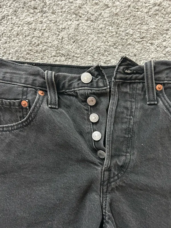 Levi’s Jean Shorts - Image 3