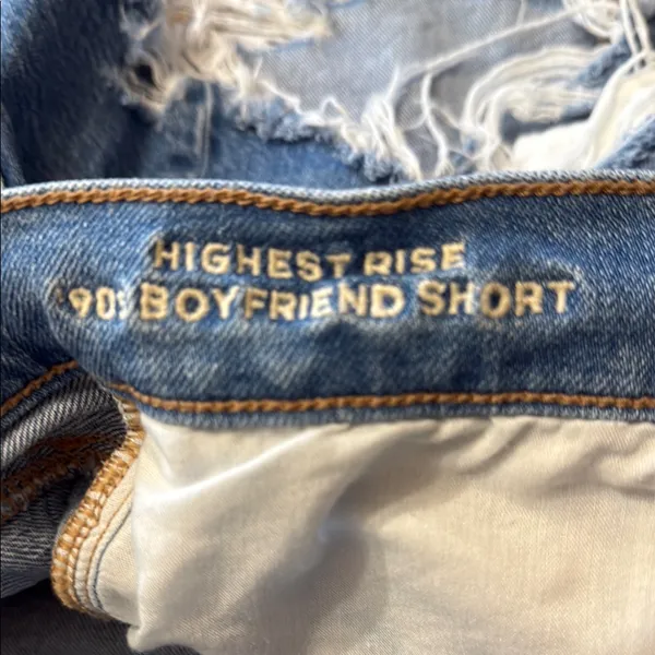 AMERICAN EAGLE Highest Rise 90’s Boyfriend Short Distressed Denim Size 6 - Image 4