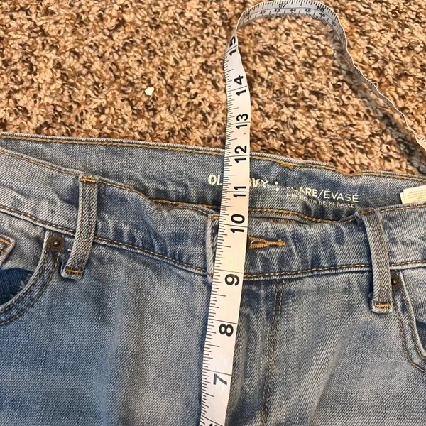 Old Navy Womens Flare‎ Jeans Mid Rise Distressed Light Wash Size 12 Regular - Image 5
