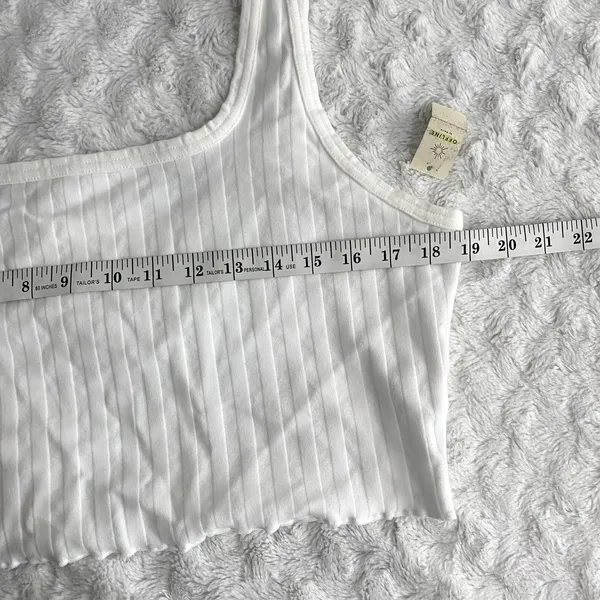 NEW Aerie Offline White Ribbed OG Groove Lettuce Hem Crop Top XL - Image 7