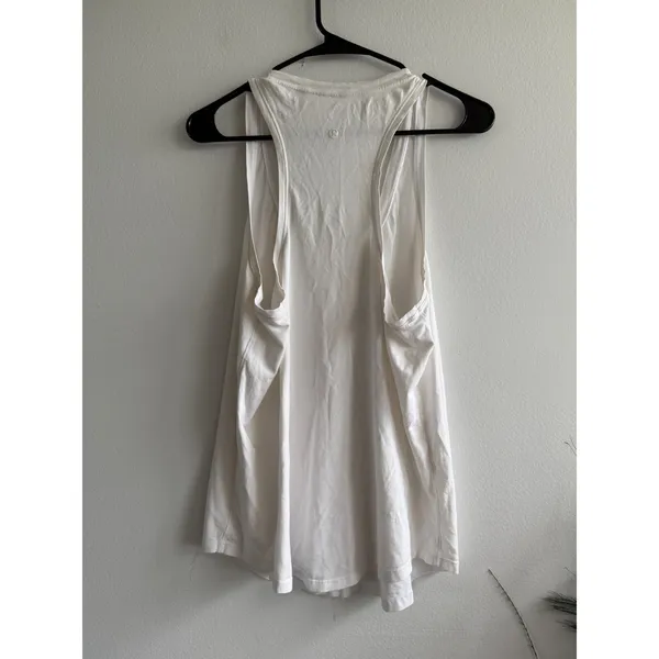 Lululemon‎ Womens White Racerback Scoop Neck Relaxed Fit Athletic Tank Top - Image 3