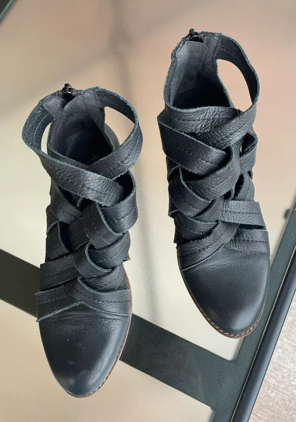shoes - Image 8
